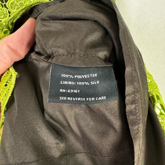 Carlisle | Green Floral & Paisley Lace Silk Lined Sleeveless Top Skirt Set - Picture 14 of 15